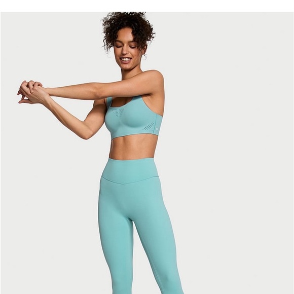 VSX Victorias Secret Sport Sports Bra - Fountain Blue, Lightweight, 36D - Picture 2 of 6